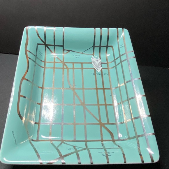 Tiffany & Co. Other - Tiffany & Co Manhattan NYC Street Map Vide Poche Tray LIMITED EDITION Blue RARE